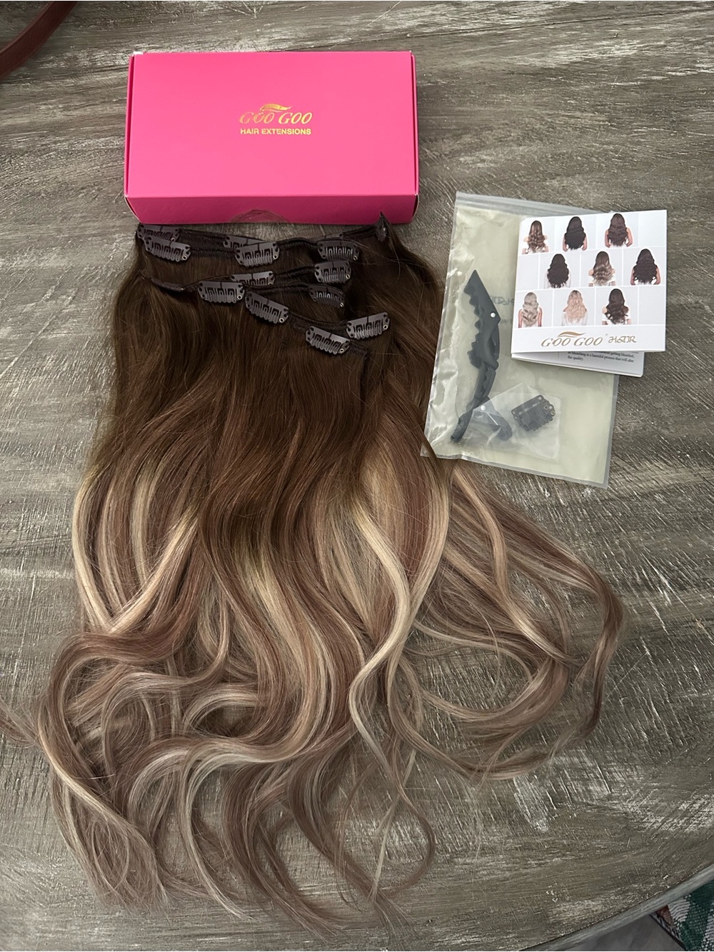 Women’s Clip-In Hair Extensions - Brown to Blonde Ombre